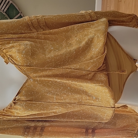 Free People All Tucks Printed Bodysuit - Picture 3 of 14